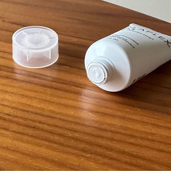 Olaplex No. 3, Hair Perfector, Repair and Strengthen 30mL/1 fl. Oz. NEW - Picture 3 of 6